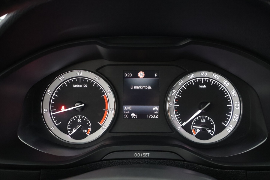 Skoda Karoq vaihtoauto