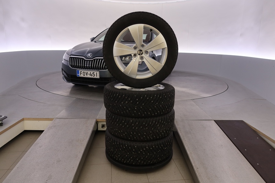 Skoda Superb vaihtoauto