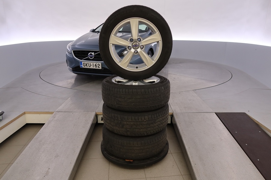 Volvo V40 vaihtoauto