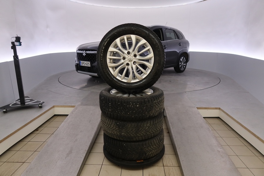 Suzuki S-Cross vaihtoauto