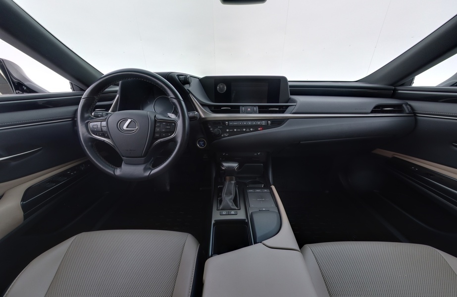Lexus ES vaihtoauto