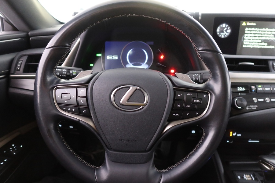 Lexus ES vaihtoauto