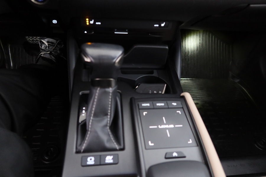 Lexus ES vaihtoauto