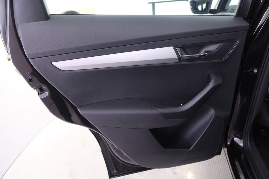 Skoda Karoq vaihtoauto