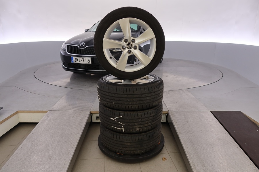 Skoda Rapid vaihtoauto