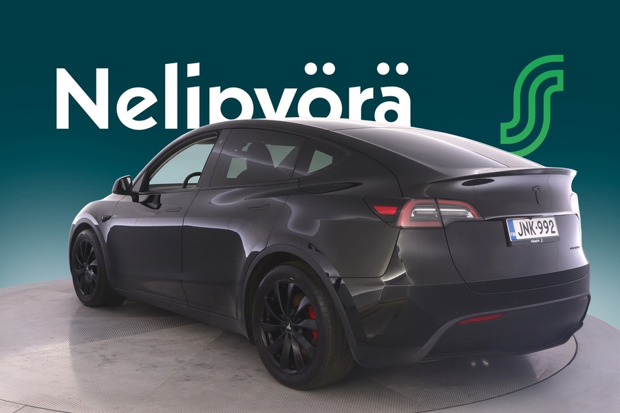 Tesla Model Y vaihtoauto