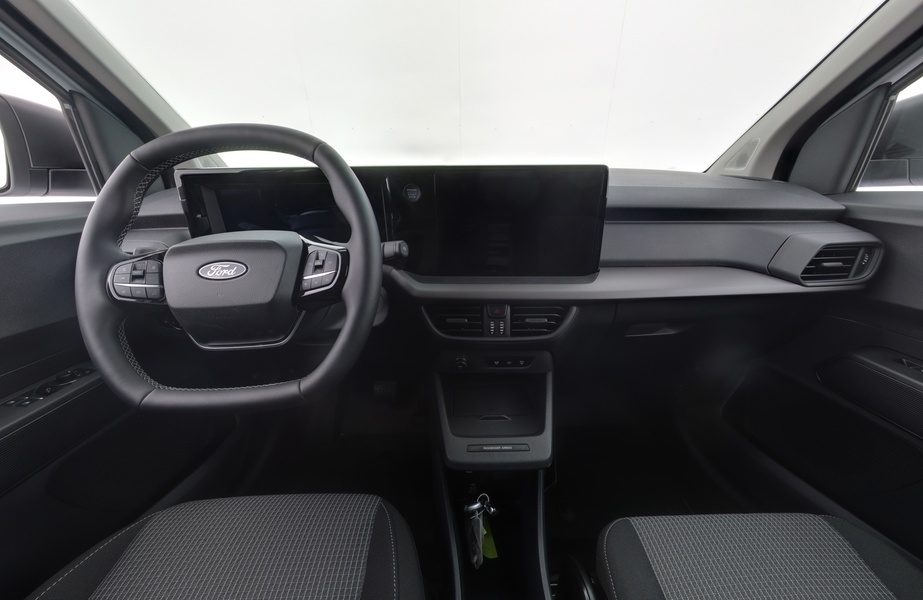 Ford Transit Courier vaihtoauto