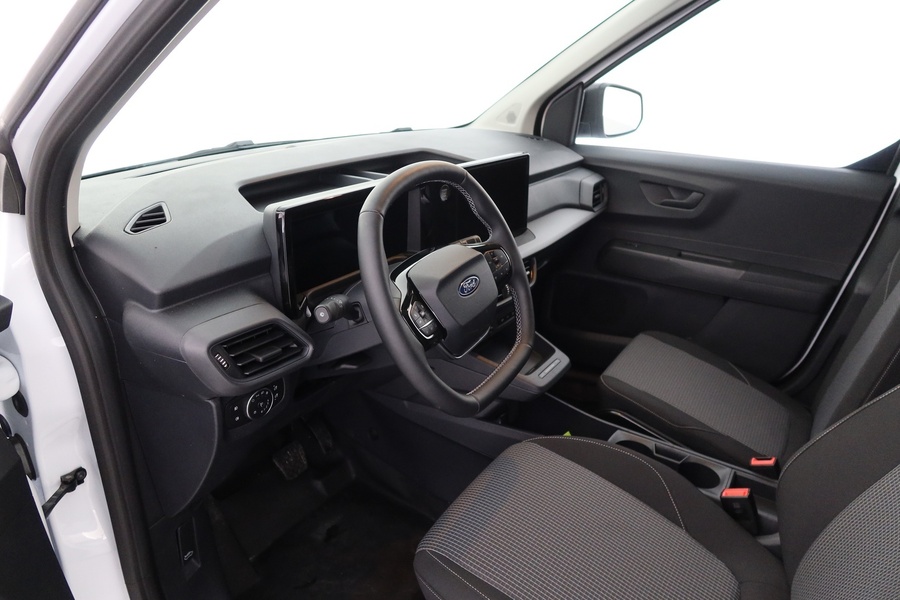 Ford Transit Courier vaihtoauto