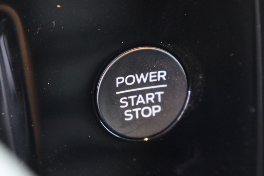 Ford Transit Courier vaihtoauto