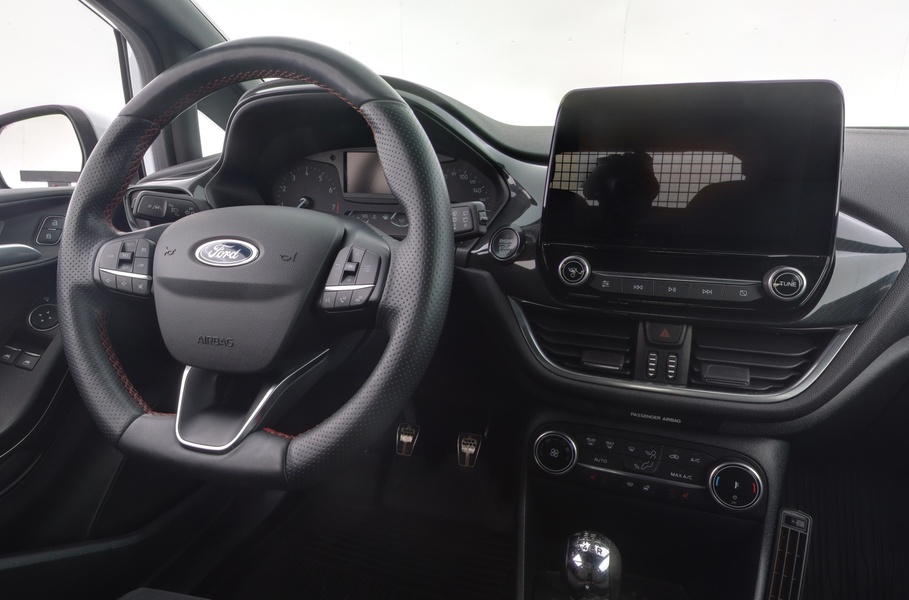 Ford Fiesta Van vaihtoauto