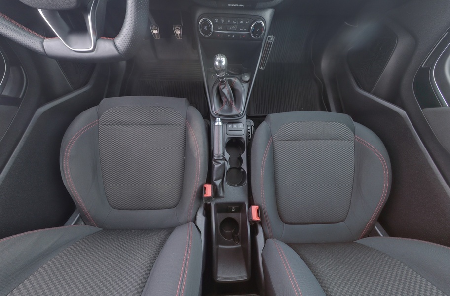 Ford Fiesta Van vaihtoauto