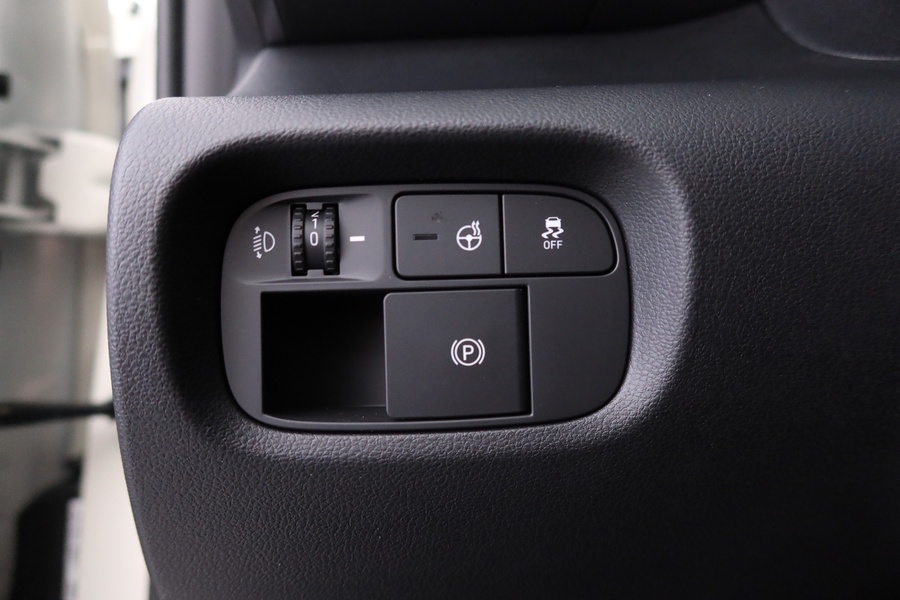 Hyundai INSTER vaihtoauto