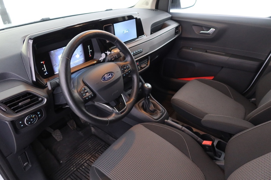 Ford Transit Courier vaihtoauto