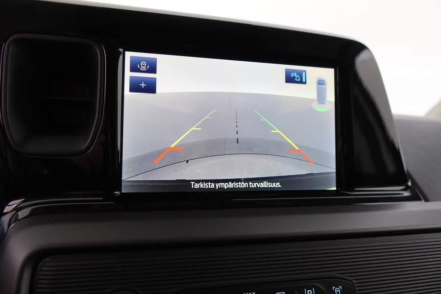 Ford Transit Courier vaihtoauto