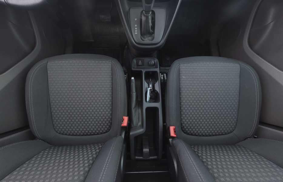 Ford Transit Connect vaihtoauto