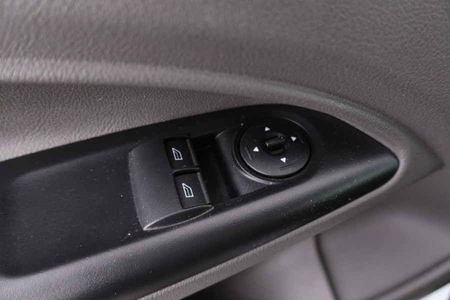 Ford Transit Connect vaihtoauto