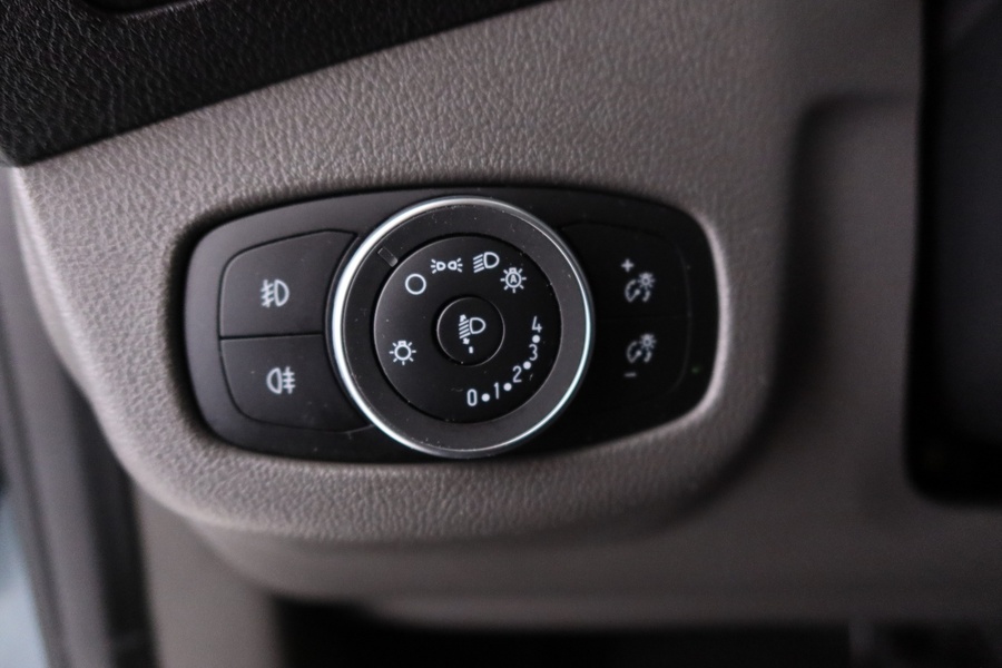 Ford Transit Connect vaihtoauto