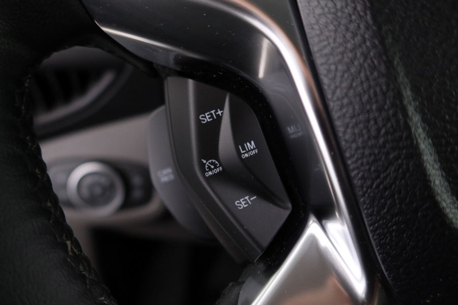 Ford Transit Connect vaihtoauto