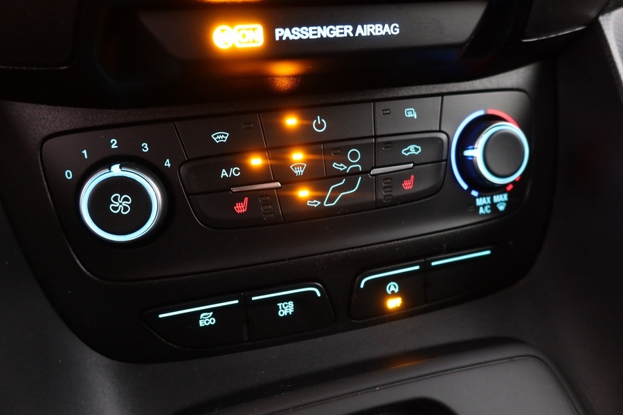 Ford Transit Connect vaihtoauto