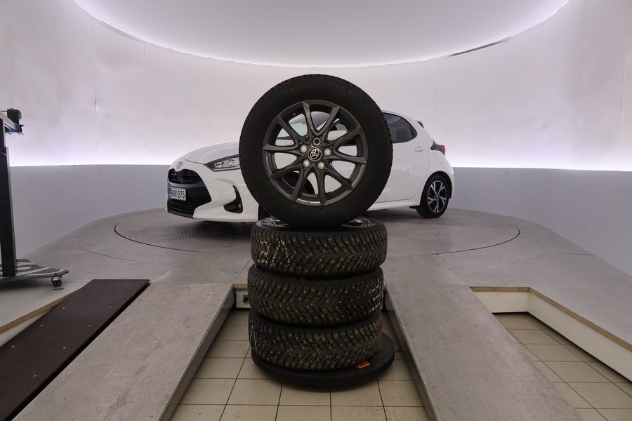 Toyota Yaris vaihtoauto