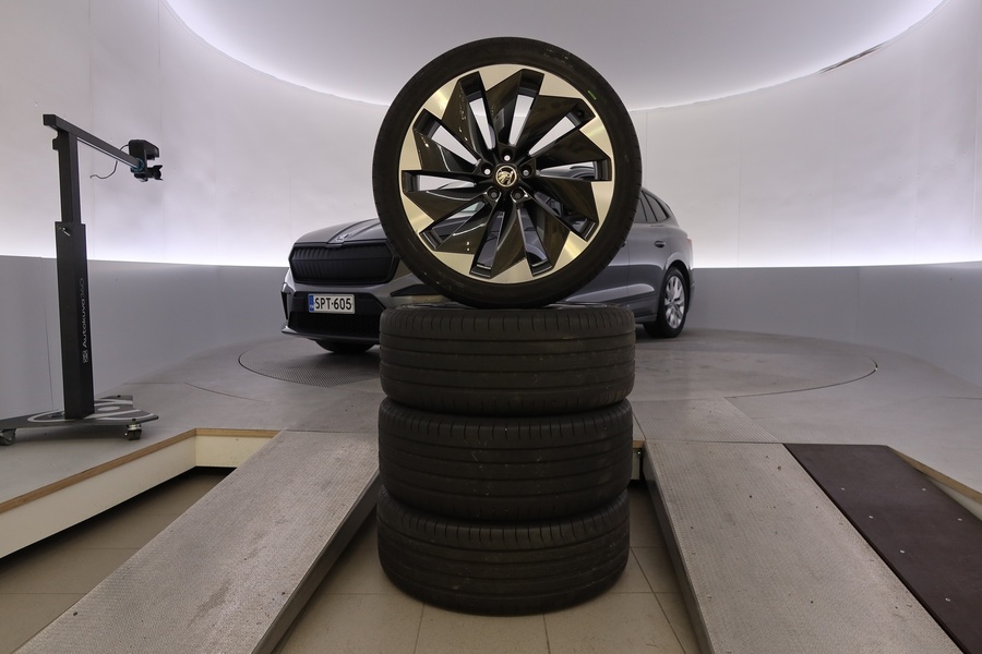 Skoda Enyaq vaihtoauto