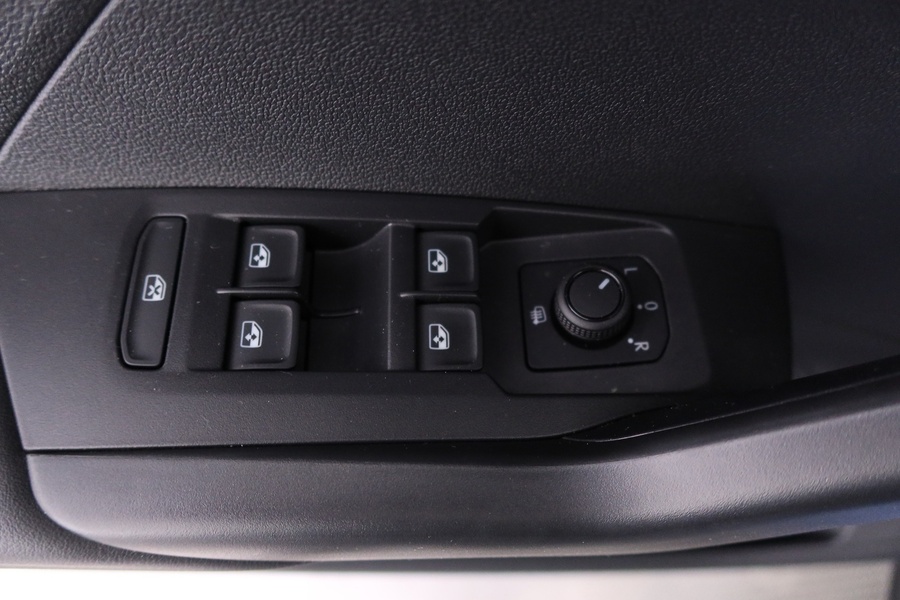 Volkswagen T-Cross vaihtoauto