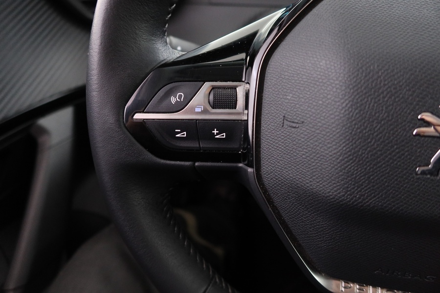 Peugeot e-2008 vaihtoauto