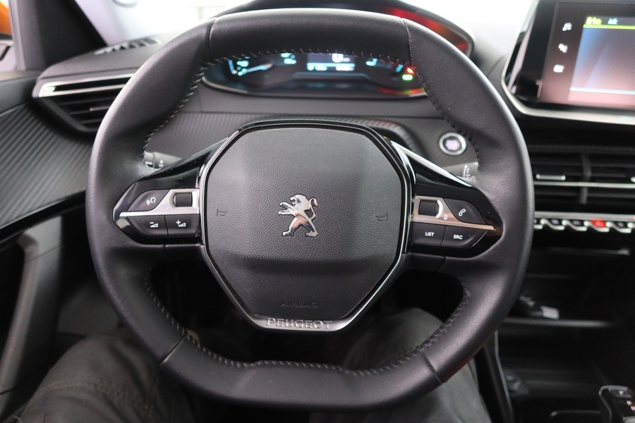 Peugeot e-2008 vaihtoauto