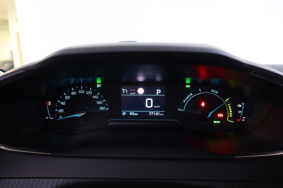 Peugeot e-2008 vaihtoauto