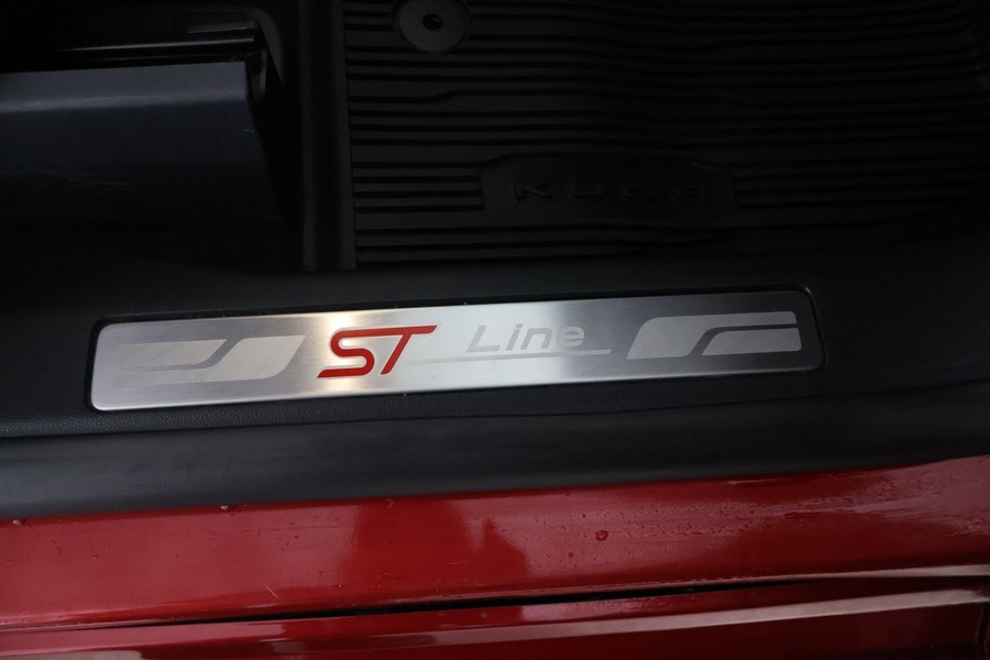 Ford Kuga vaihtoauto