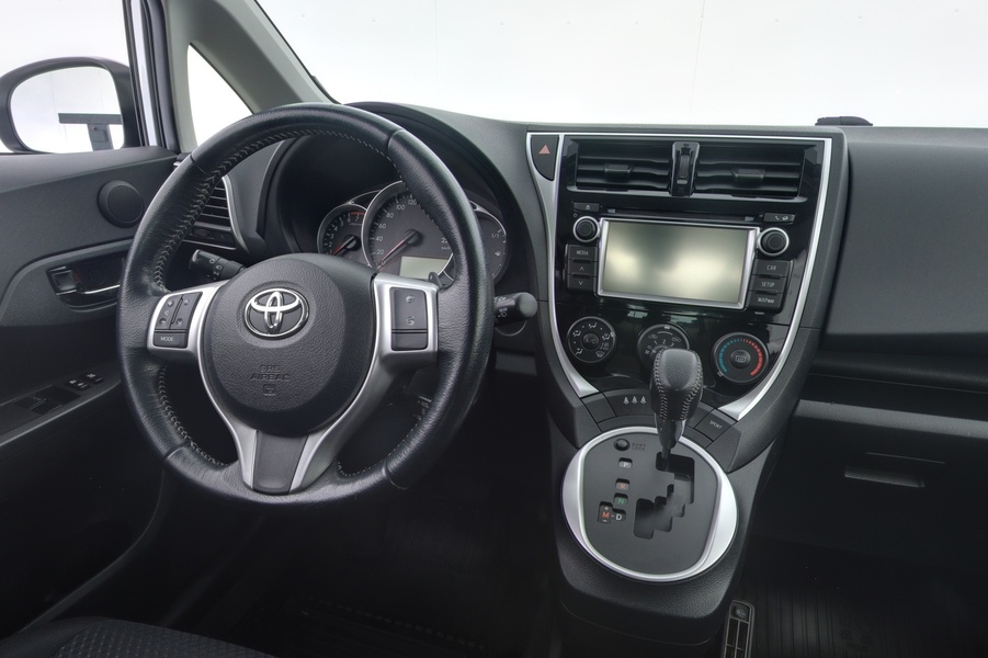 Toyota Verso-S vaihtoauto