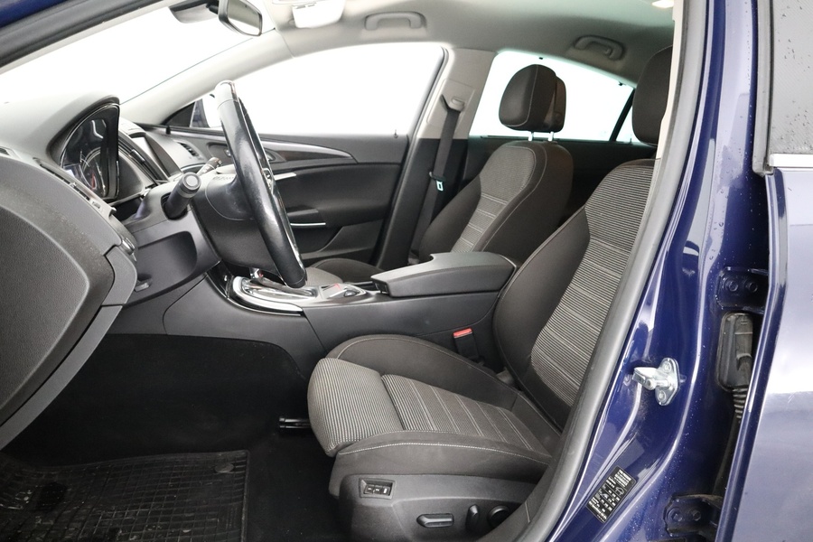 Opel Insignia vaihtoauto