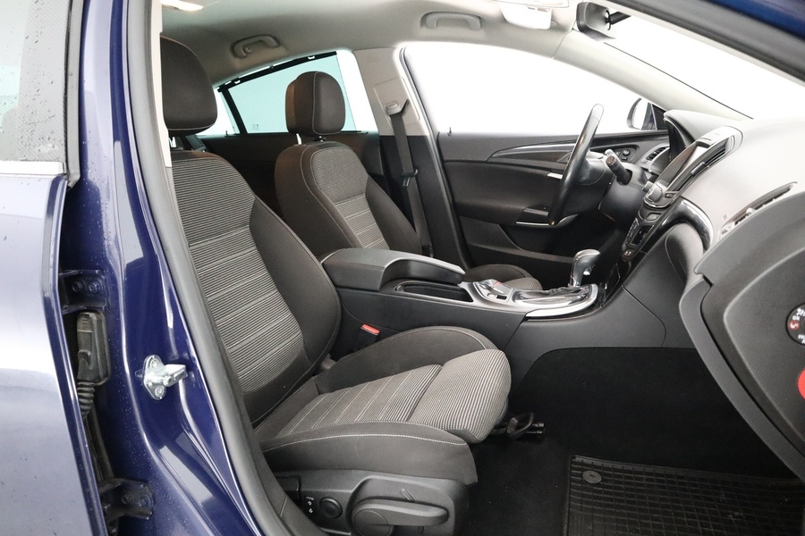 Opel Insignia vaihtoauto