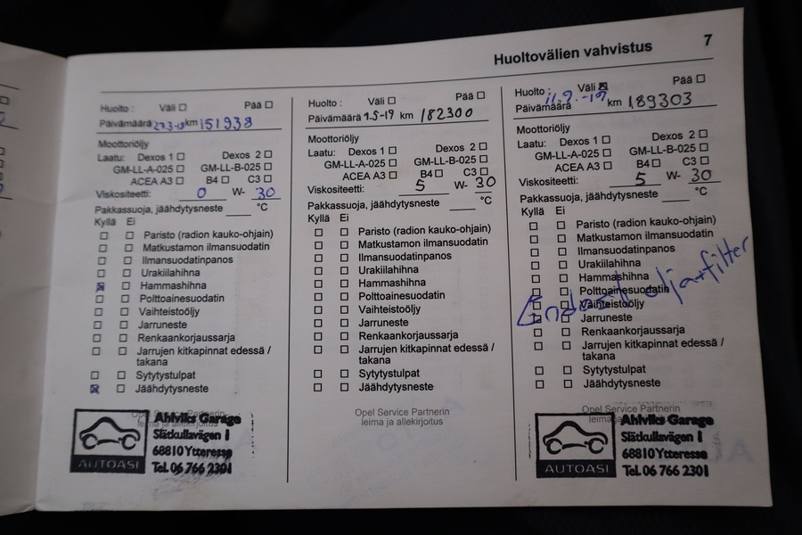 Opel Insignia vaihtoauto