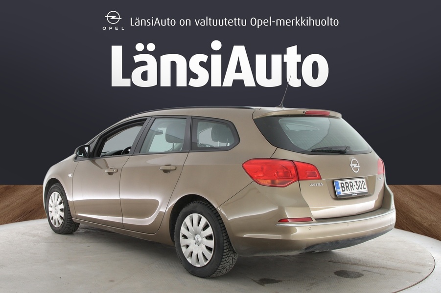 Opel Astra vaihtoauto