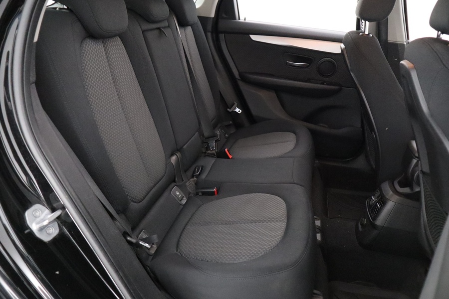BMW 216 vaihtoauto