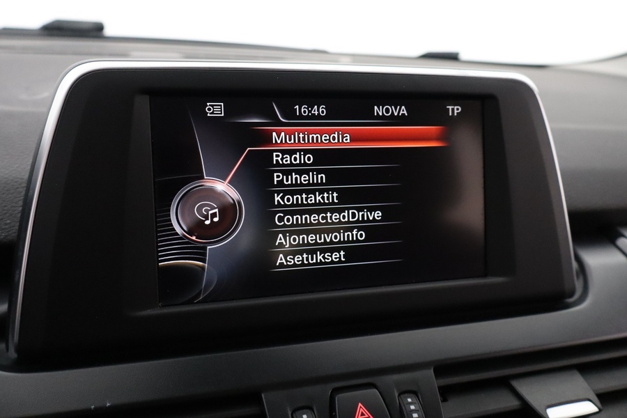 BMW 216 vaihtoauto