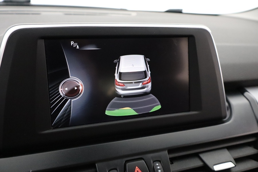 BMW 216 vaihtoauto