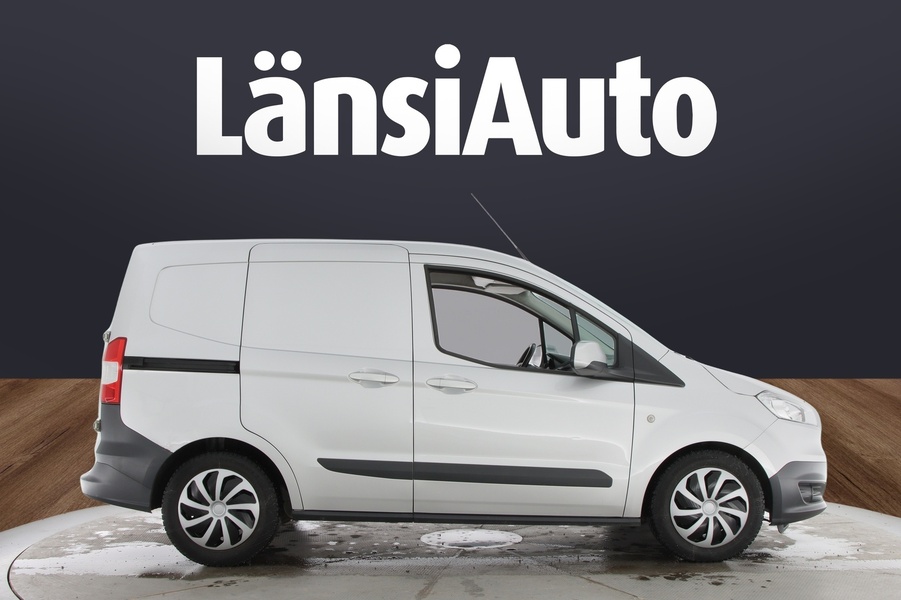 Ford Transit Courier vaihtoauto