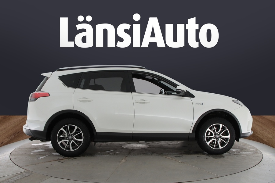 Toyota RAV4 vaihtoauto