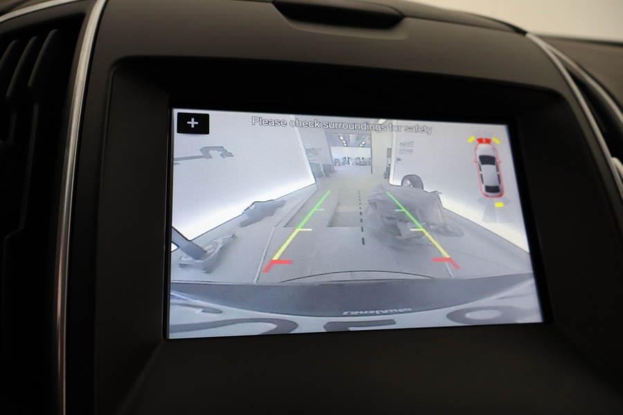 Ford Edge vaihtoauto