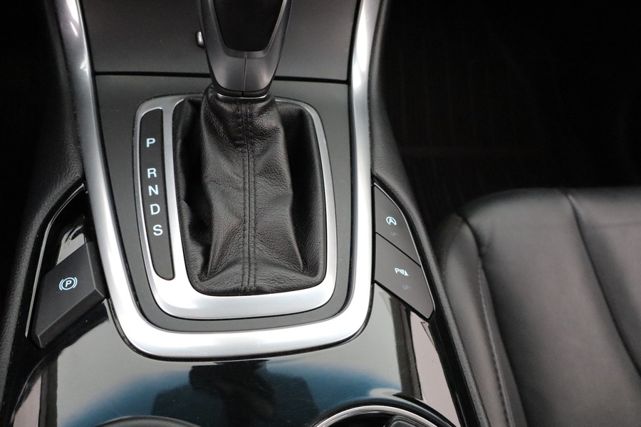 Ford Edge vaihtoauto