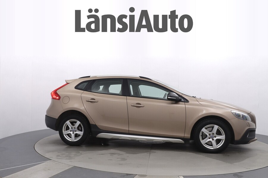 Volvo V40 Cross Country vaihtoauto