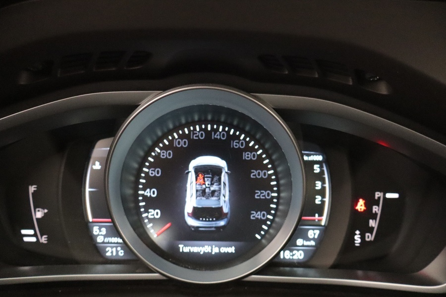 Volvo V40 Cross Country vaihtoauto