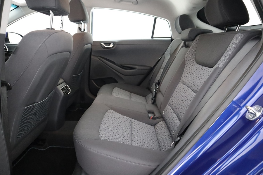 Hyundai IONIQ electric vaihtoauto