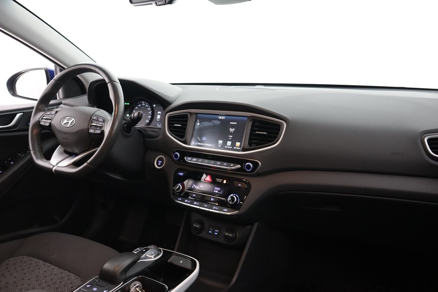 Hyundai IONIQ electric vaihtoauto