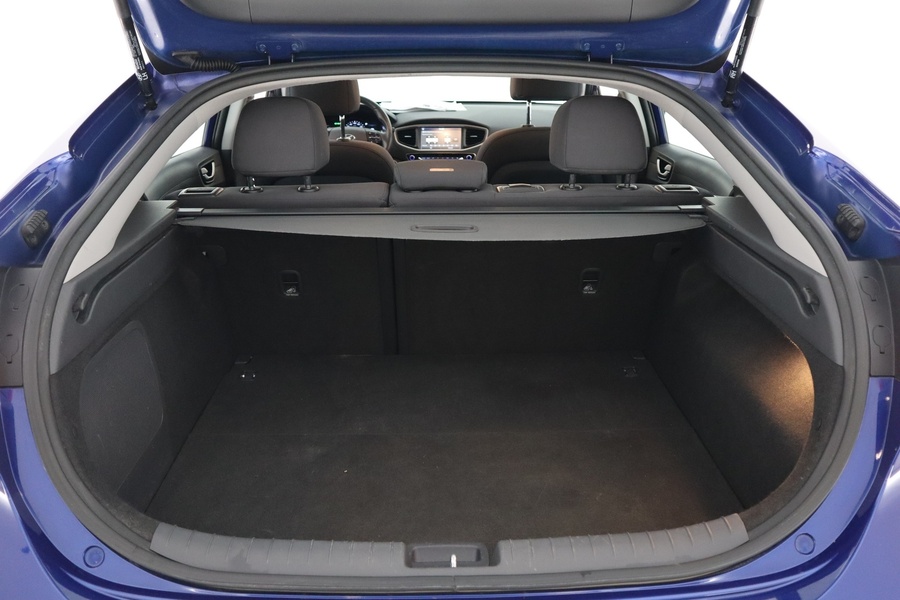 Hyundai IONIQ electric vaihtoauto