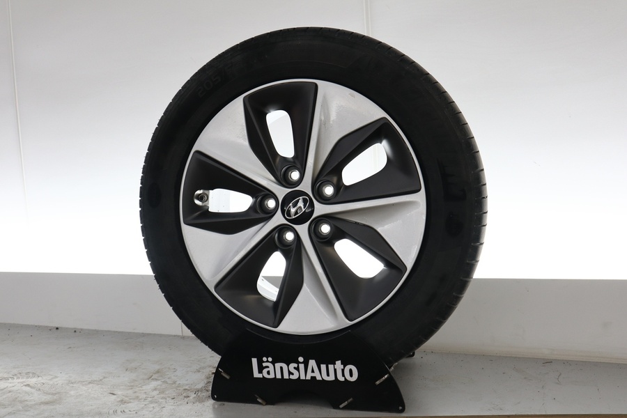 Hyundai IONIQ electric vaihtoauto