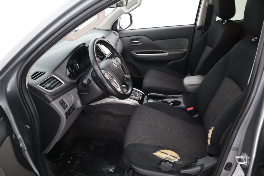 Mitsubishi L200 vaihtoauto