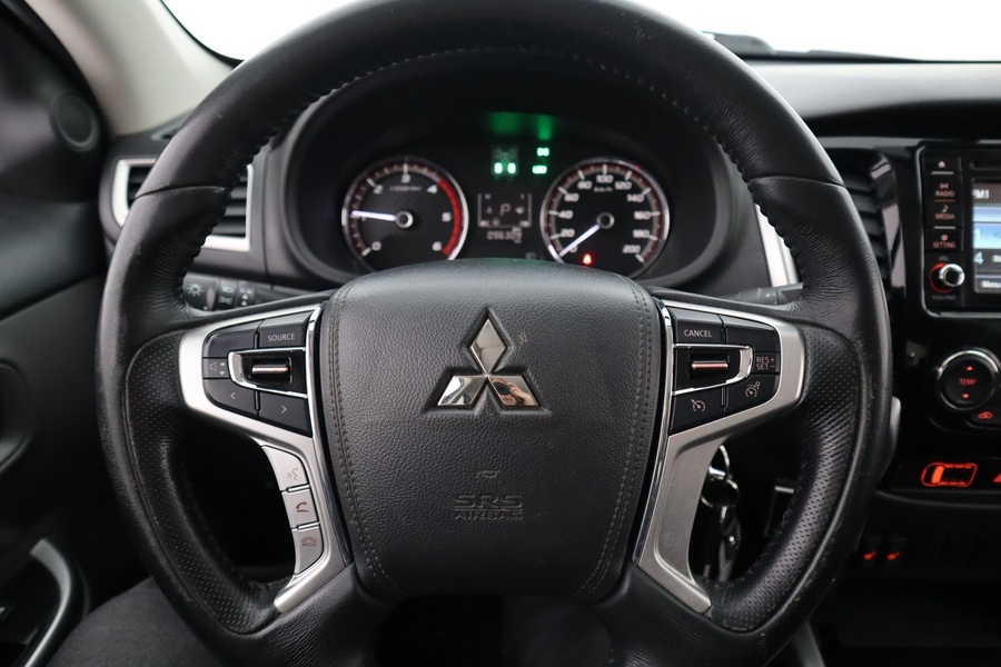 Mitsubishi L200 vaihtoauto